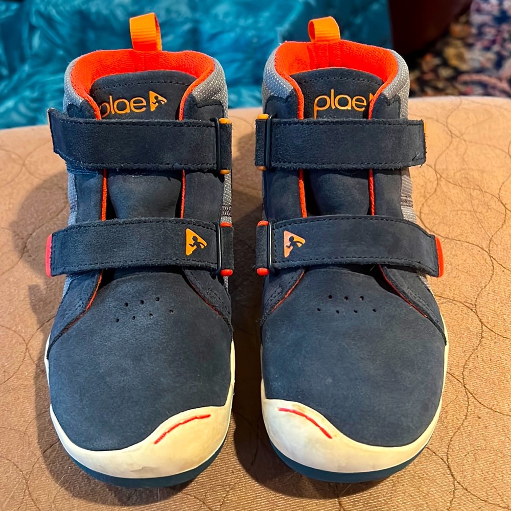 EUC Size 13.5 Plae high top sneakers